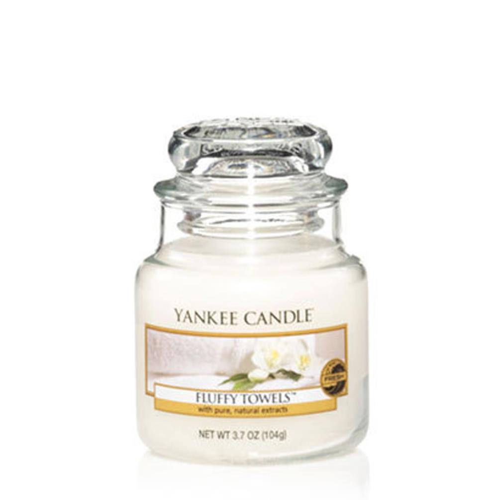 Yankee Candle Fluffy Towels Small Jar £7.19